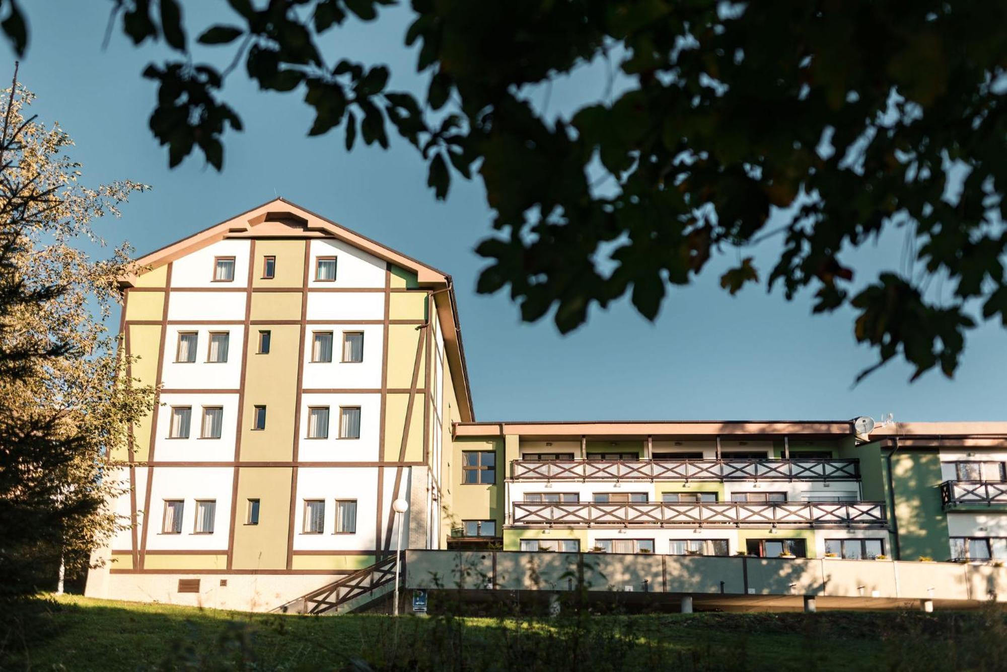 Apartmanovy Dom Familia Smokovec Vysoké Tatry المظهر الخارجي الصورة
